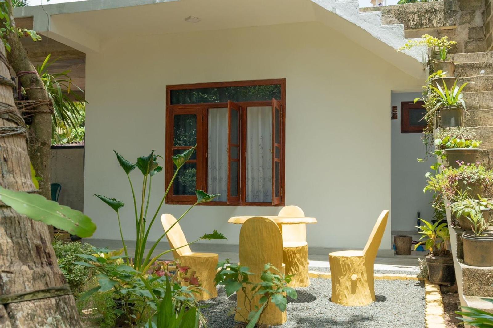 Lakru Home Stay Weligama Luaran gambar